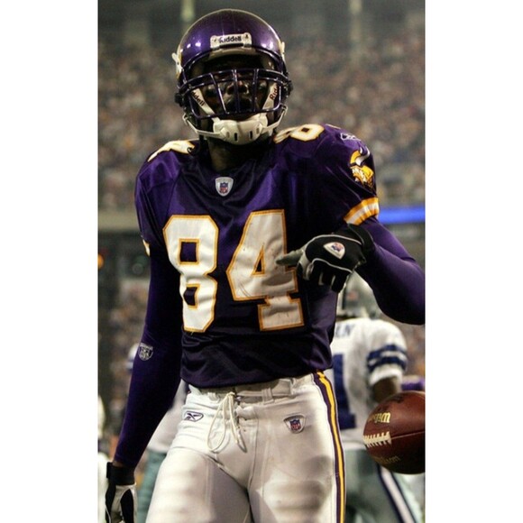 Randy Moss (Mitch/Ness)-(Vikings)-(1998)-(Jersey)-(Purple)-(New Cond.)-(XL)-$95 - Picture 4 of 15
